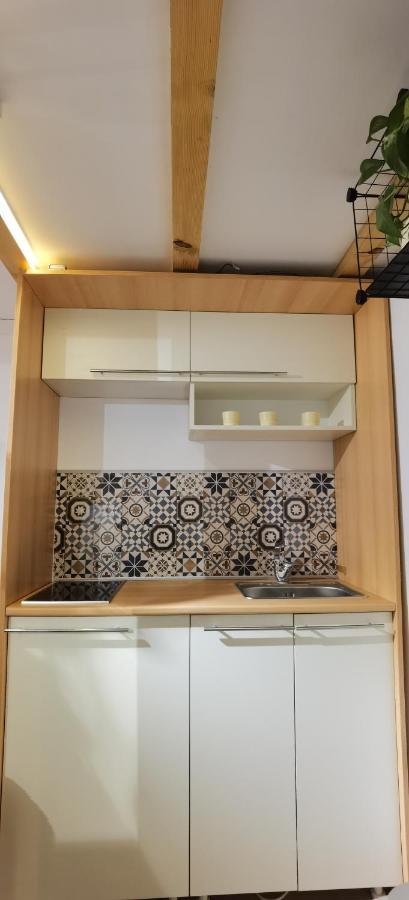 Zona Apartments 1 Zrenjanin Luaran gambar
