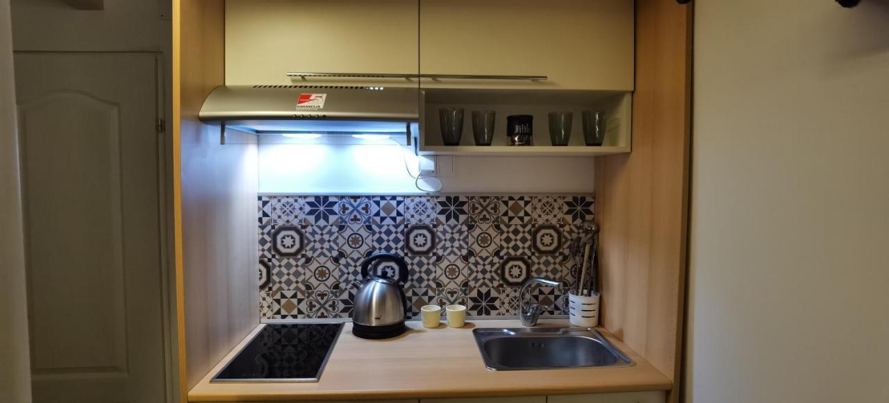 Zona Apartments 1 Zrenjanin Luaran gambar