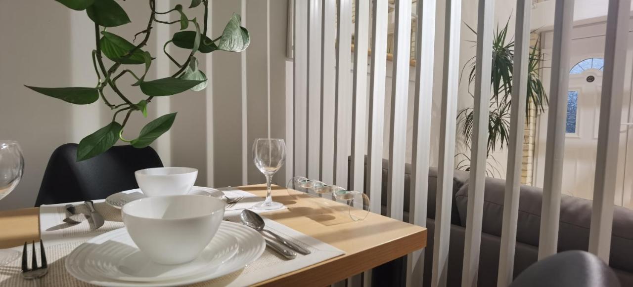 Zona Apartments 1 Zrenjanin Luaran gambar